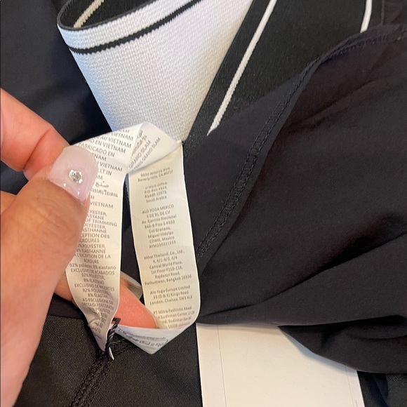 NWT Alo Yoga Black Match Point Tennis Skirt - Size Medium - Picture 6 of 8